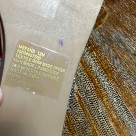 Sandals - Picture 3 of 3